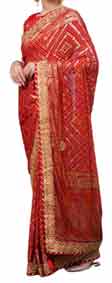 Mitera
Red & Gold-Toned Woven Design Bandhani Saree